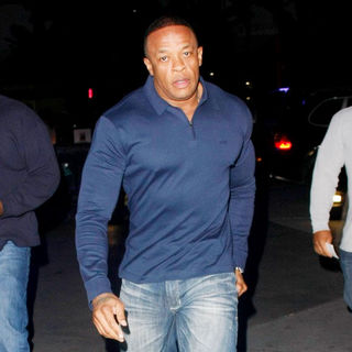 Dr. Dre in Dr. Dre Arriving at The Lakers Game