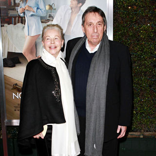 Genevieve Robert, Ivan Reitman in Los Angeles Premiere of "No Strings Attached"