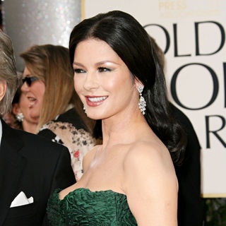 Catherine Zeta-Jones in 68th Annual Golden Globe Awards - Arrivals