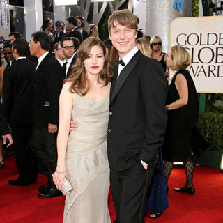 Kelly MacDonald, Dougie Payne in 68th Annual Golden Globe Awards - Arrivals