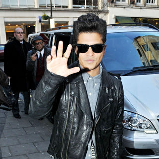 Bruno Mars in Bruno Mars Arriving at The BBC Radio One Studios
