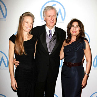 Suzy Amis in The 22nd Annual Producers Guild (PGA) Awards - Arrivals - wenn3177230