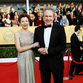 The 17th Annual Screen Actors Guild Awards (SAG Awards 2011) - Arrivals