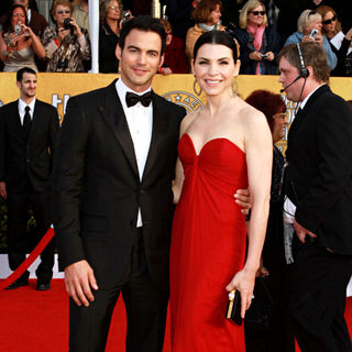 Keith Lieberthal, Julianna Margulies in The 17th Annual Screen Actors Guild Awards (SAG Awards 2011) - Arrivals