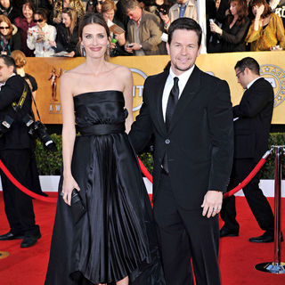 Mark Wahlberg in The 17th Annual Screen Actors Guild Awards (SAG Awards 2011) - Arrivals - wenn3187754