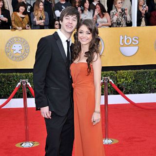 Matt Prokop, Sarah Hyland in The 17th Annual Screen Actors Guild Awards (SAG Awards 2011) - Arrivals