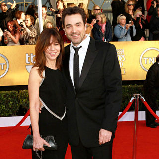 Jon Tenney in The 17th Annual Screen Actors Guild Awards (SAG Awards 2011) - Arrivals