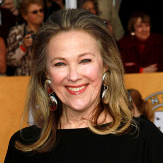 Catherine O'Hara in The 17th Annual Screen Actors Guild Awards (SAG Awards 2011) - Arrivals - wenn3188134