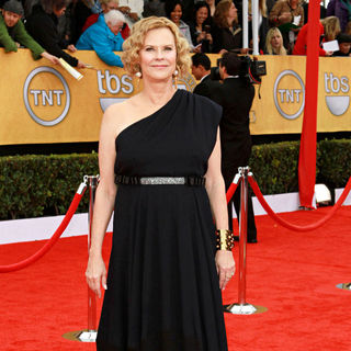 Jobeth Williams in The 17th Annual Screen Actors Guild Awards (SAG Awards 2011) - Arrivals