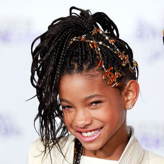 Willow Smith in Los Angeles Premiere of "Justin Bieber: Never Say Never"