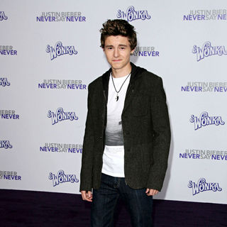 Callan McAuliffe in Los Angeles Premiere of "Justin Bieber: Never Say Never" - wenn3198292