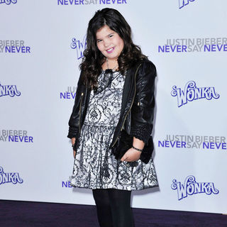 Madison De La Garza in Los Angeles Premiere of "Justin Bieber: Never Say Never"