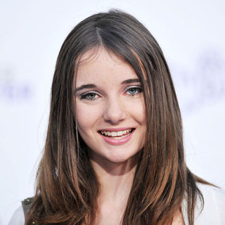 Christina Robinson in Los Angeles Premiere of "Justin Bieber: Never Say Never"