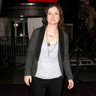 Sara Gilbert in Los Angeles Premiere of "Justin Bieber: Never Say Never"