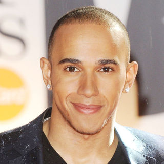 The BRIT Awards 2011 - Arrivals