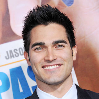 Tyler Hoechlin in Los Angeles Premiere of Warner Bros. Pictures' "Hall Pass"