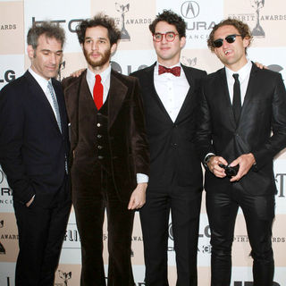 Tom Scott, Joshua Safdie, Ben Safdie, Casey Neistat in The 2011 Film Independent Spirit Awards - Arrivals