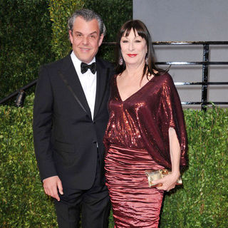 Danny Huston, Anjelica Huston in 2011 Vanity Fair Oscar Party - Arrivals