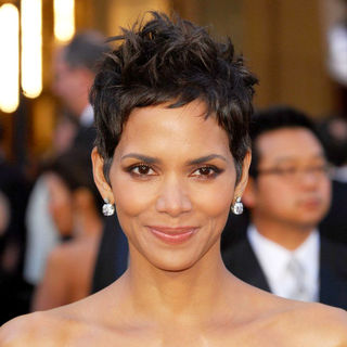 Halle Berry in 83rd Annual Academy Awards (Oscars) - Arrivals