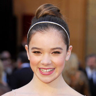 Hailee Steinfeld in 83rd Annual Academy Awards (Oscars) - Arrivals