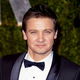 Jeremy Renner in 2011 Vanity Fair Oscar Party - Arrivals