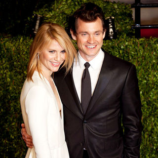 Claire Danes, Hugh Dancy in 2011 Vanity Fair Oscar Party - Arrivals