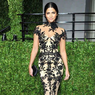 Camila Alves in 2011 Vanity Fair Oscar Party - Arrivals