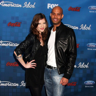 The American Idol Season 10 Top 13 Finalists Party