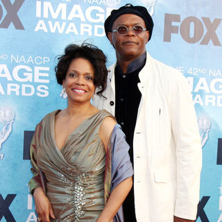 LaTanya Richardson, Samuel L. Jackson in 42nd NAACP Image Awards - Arrivals