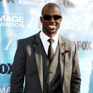 Lance Gross in 42nd NAACP Image Awards - Arrivals