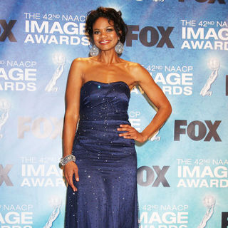 Kimberly Elise in 42nd NAACP Image Awards - Press Room