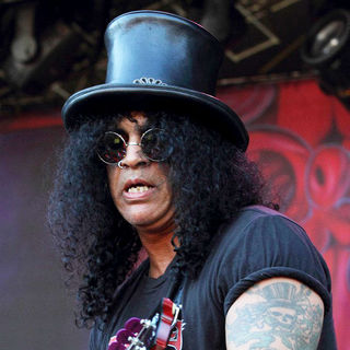 Slash in Slash Performing Live During The Soundwave Festival