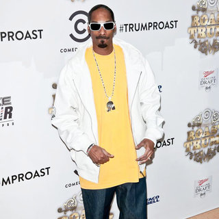 Snoop Dogg in Comedy Central Presents 'Roast of Donald Trump' - Arrivals
