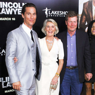 Matthew McConaughey, Mary Kathleen McCabe, Rooster McConaughey in Screening of Lionsgate & Lakeshore Entertainment's 'The Lincoln Lawyer'