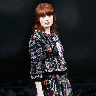 Florence Welch, Florence and the Machine in Paris Fashion Week Ready to Wear Fall/Winter 2011 - Chanel - Catwalk