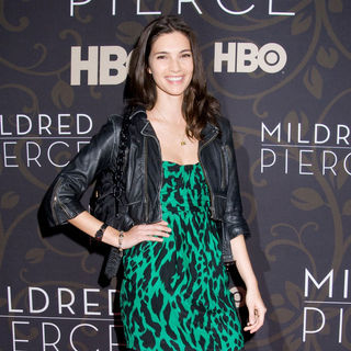 Teresa Moore in The New York Premiere of "Mildred Pierce" - Arrivals