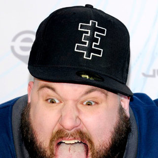 Damian Abraham in 2011 JUNO Awards - Arrivals