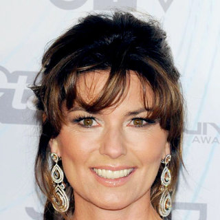 Shania Twain in 2011 JUNO Awards - Arrivals