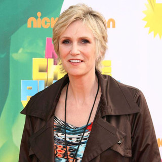Jane Lynch in Nickelodeon's 2011 Kids Choice Awards