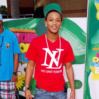 Romeo in Nickelodeon's 2011 Kids Choice Awards
