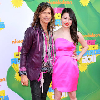 Steven Tyler, Miranda Cosgrove in Nickelodeon's 2011 Kids Choice Awards