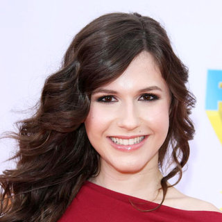 Erin Sanders in Nickelodeon's 2011 Kids Choice Awards