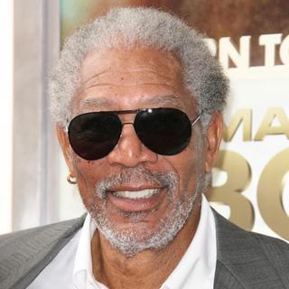 Morgan Freeman in World Premiere of Born to Be Wild 3D
