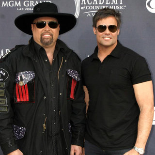 Montgomery Gentry in The Academy of Country Music Awards 2011 - Arrivals