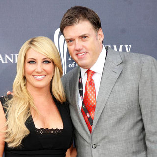 Lee Ann Womack in The Academy of Country Music Awards 2011 - Arrivals - wenn3279838