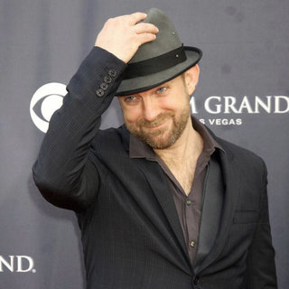 Kristian Bush, Sugarland in The Academy of Country Music Awards 2011 - Arrivals