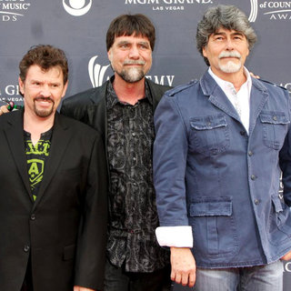 Alabama in The Academy of Country Music Awards 2011 - Arrivals