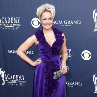 Meghan Linsey, Steel Magnolia in The Academy of Country Music Awards 2011 - Arrivals