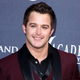 Easton Corbin in The Academy of Country Music Awards 2011 - Arrivals