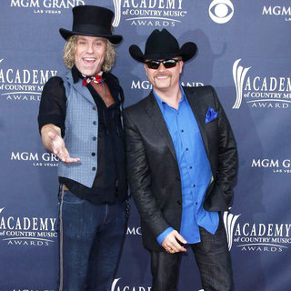 Big & Rich in The Academy of Country Music Awards 2011 - Arrivals